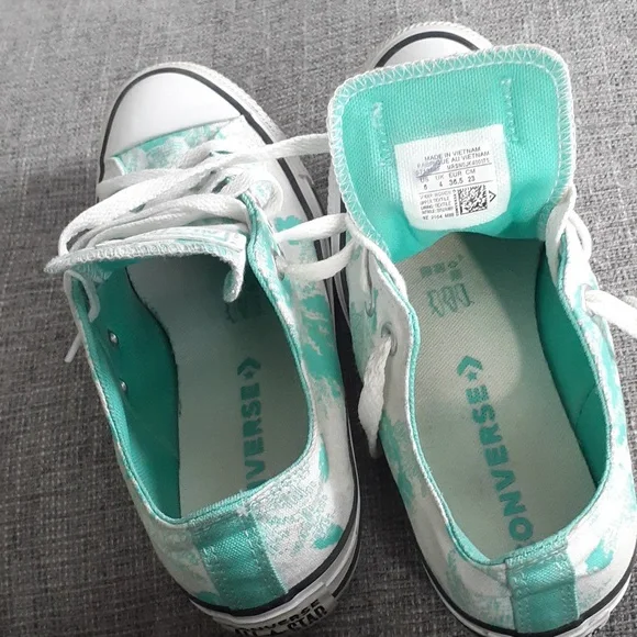 Converse, women size 6 - Picture 3 of 4